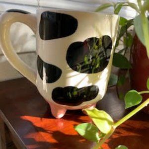 Utterly Cute,,,,,,,, Cow cup Boston Warehouse